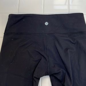 Lululemon black leggings classic women’s size 6